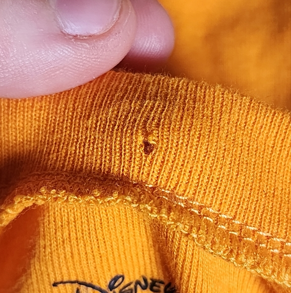 โจ๏ธ 2/$10 Mickey Mouse Halloween Long Sleeve - Picture 4 of 4